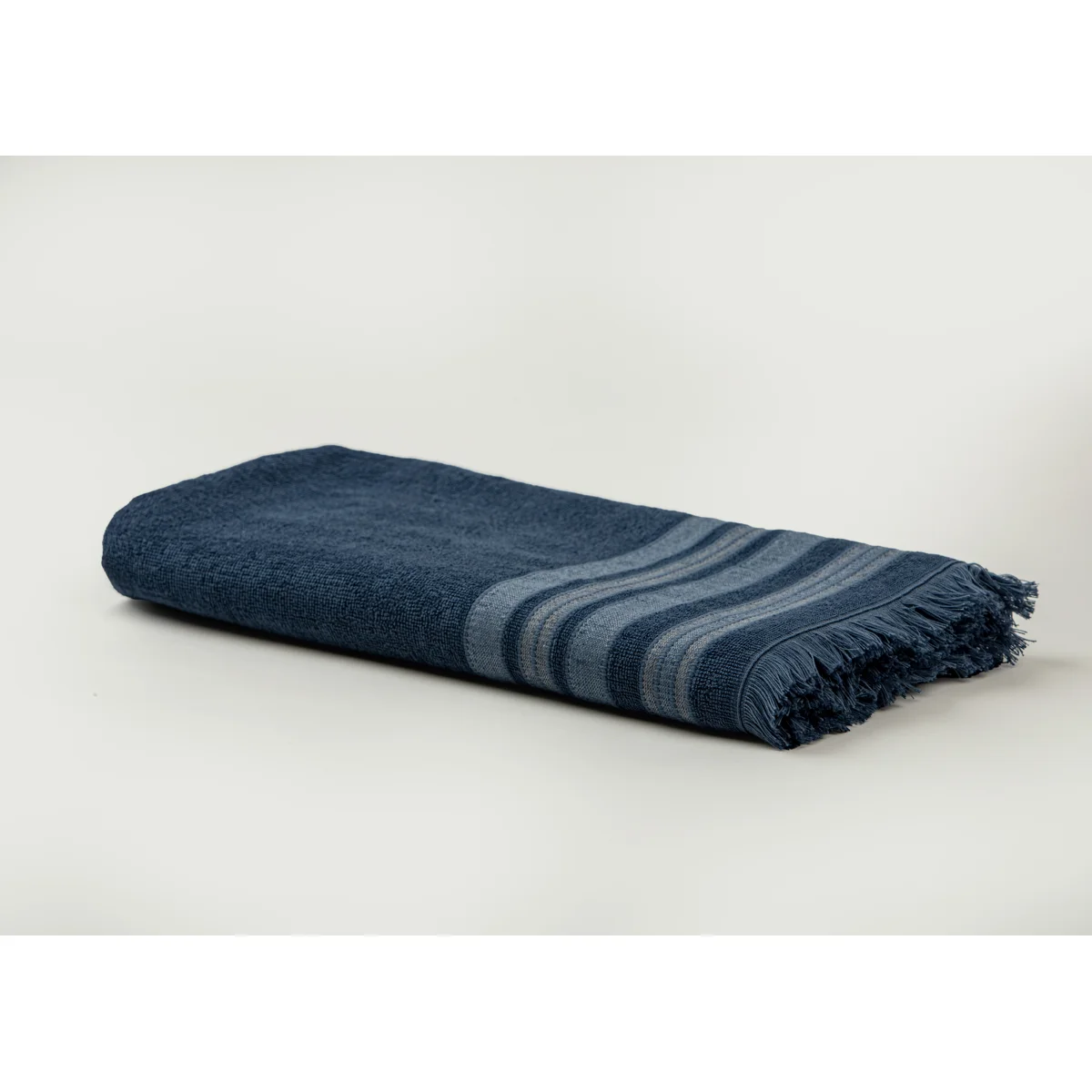 Manamo Saphire Peshterry Bath Towel Bamboo Indigo 75x150 cm