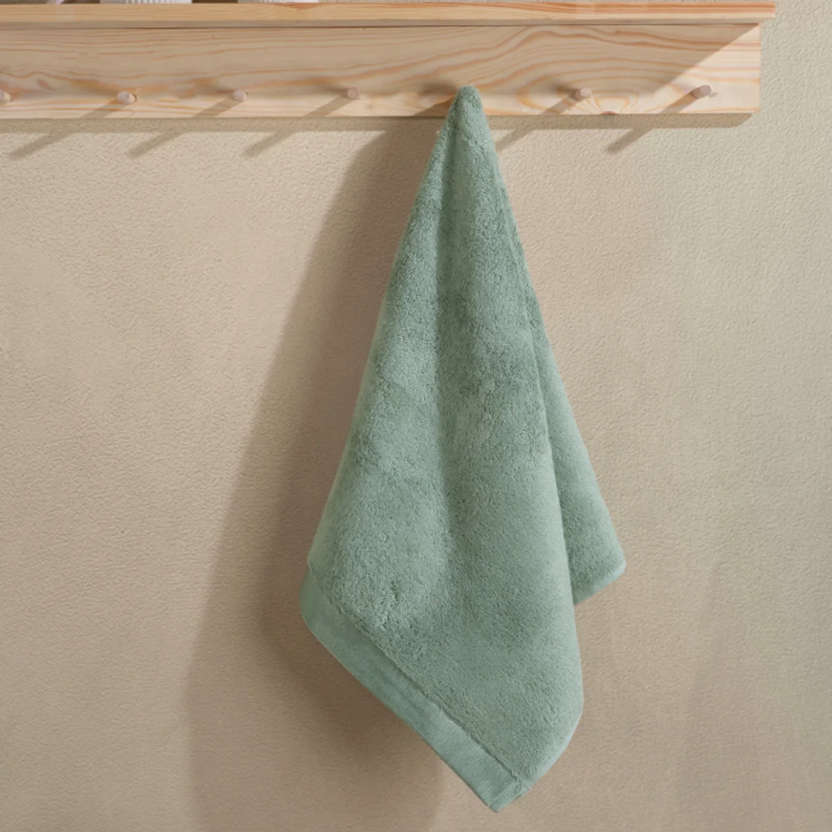Manamo Pure Bamboo Face Towel Cameo 50x85 cm