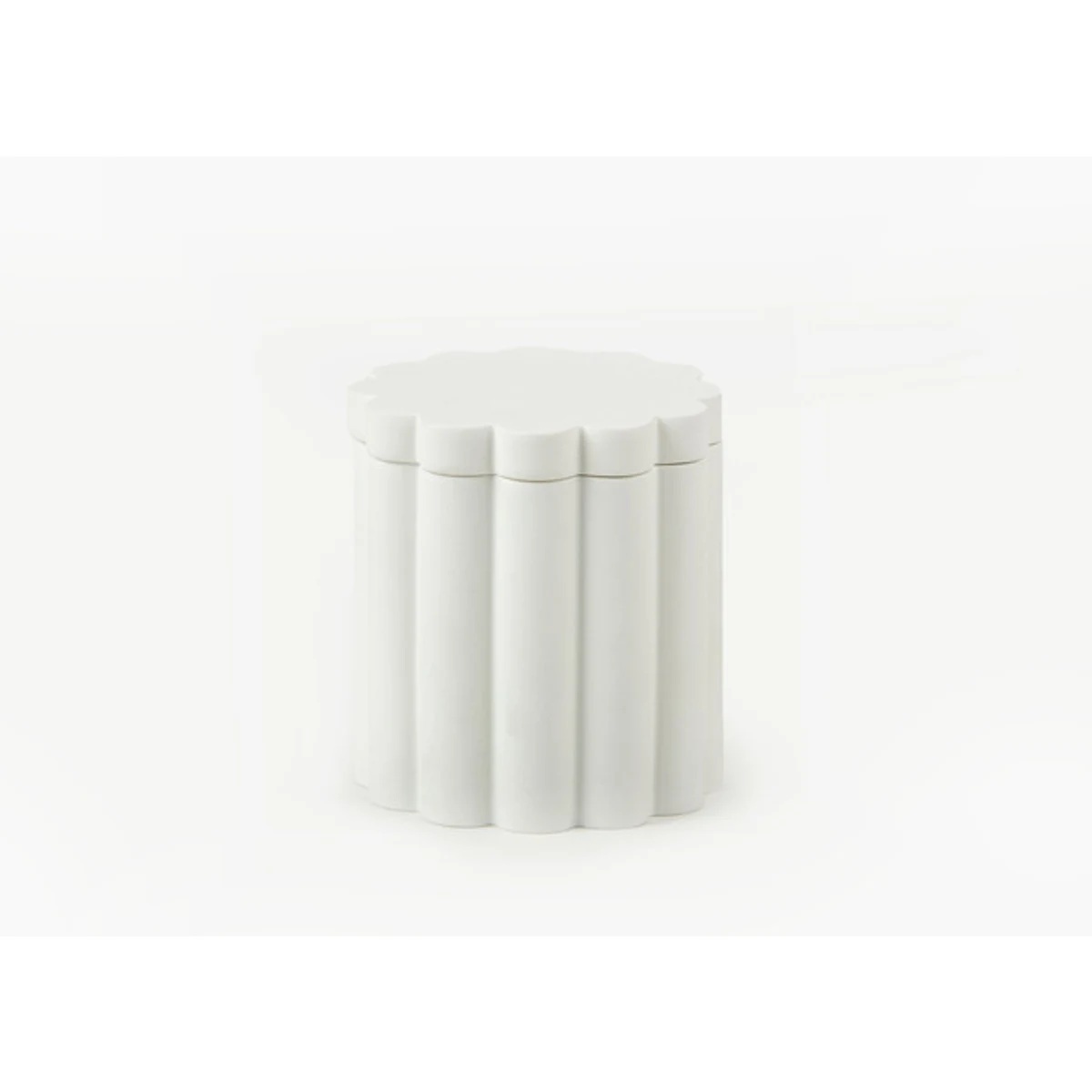Manamo Tria Cotton Cover Polyresin Ecru  8.8x8.8x9.6 cm