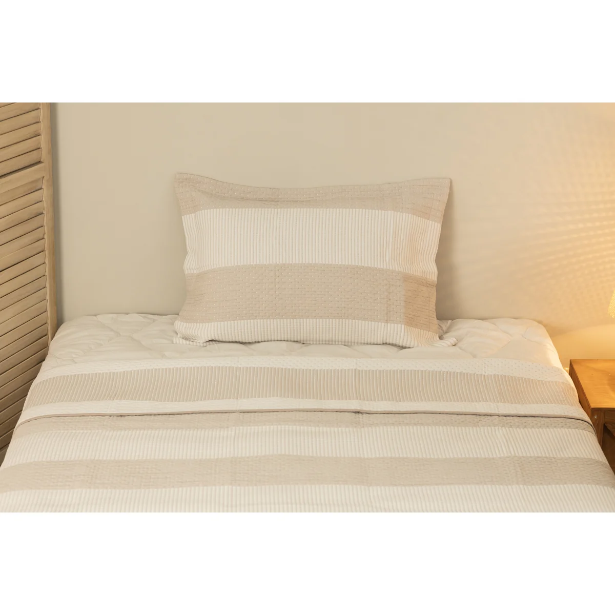 Manamo Thick Stripe  Bed Cover Set Polyester Beige 180X240+50X70 CM