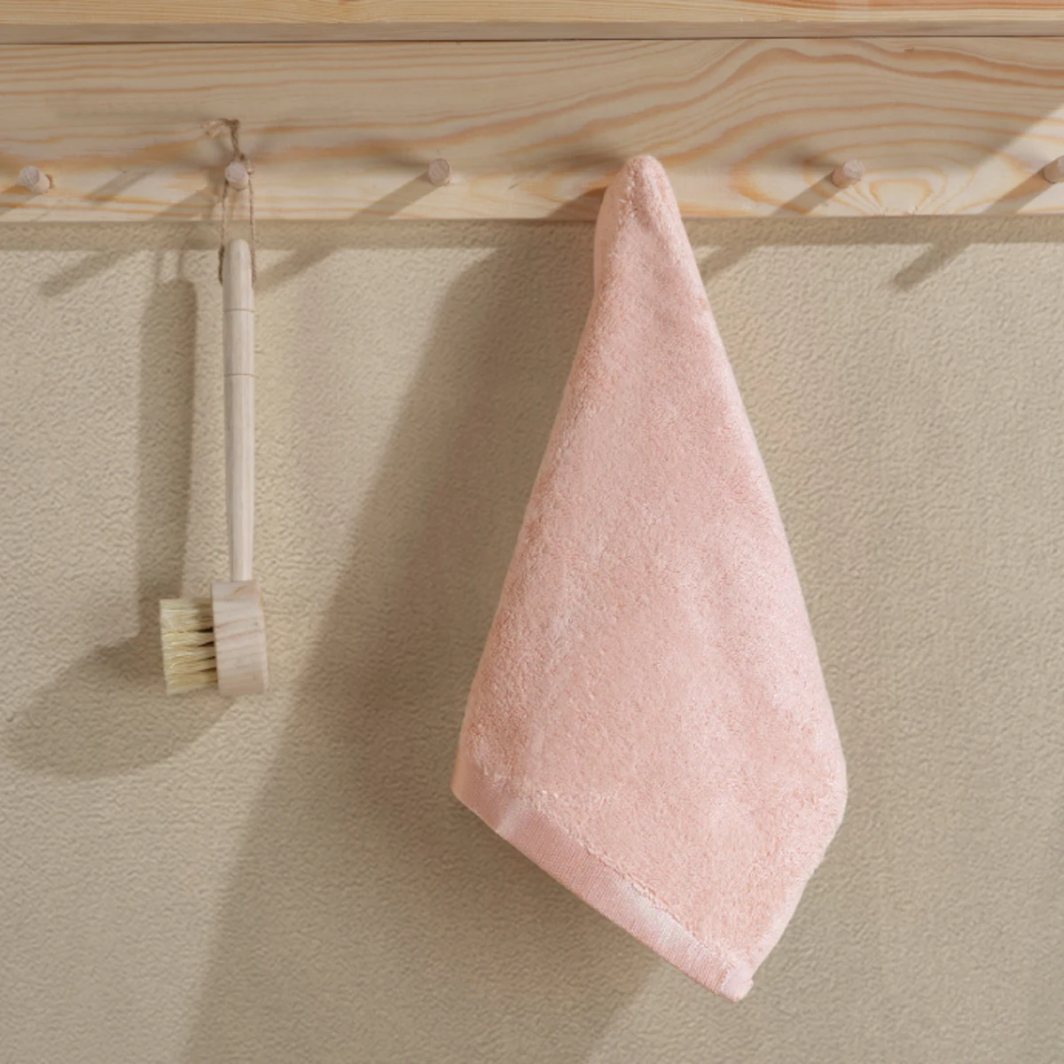 Manamo Pure Bamboo Hand Towel Blush 30x50 cm