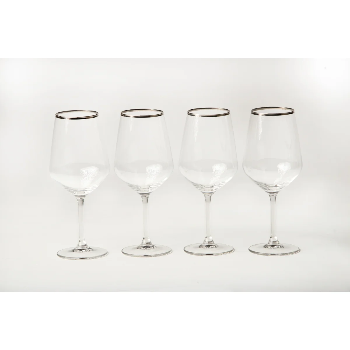 Manamo Avantgarde Wine Glass Transparent / Silver Rim 490 cc × H 220 mm × Ø 64 mm