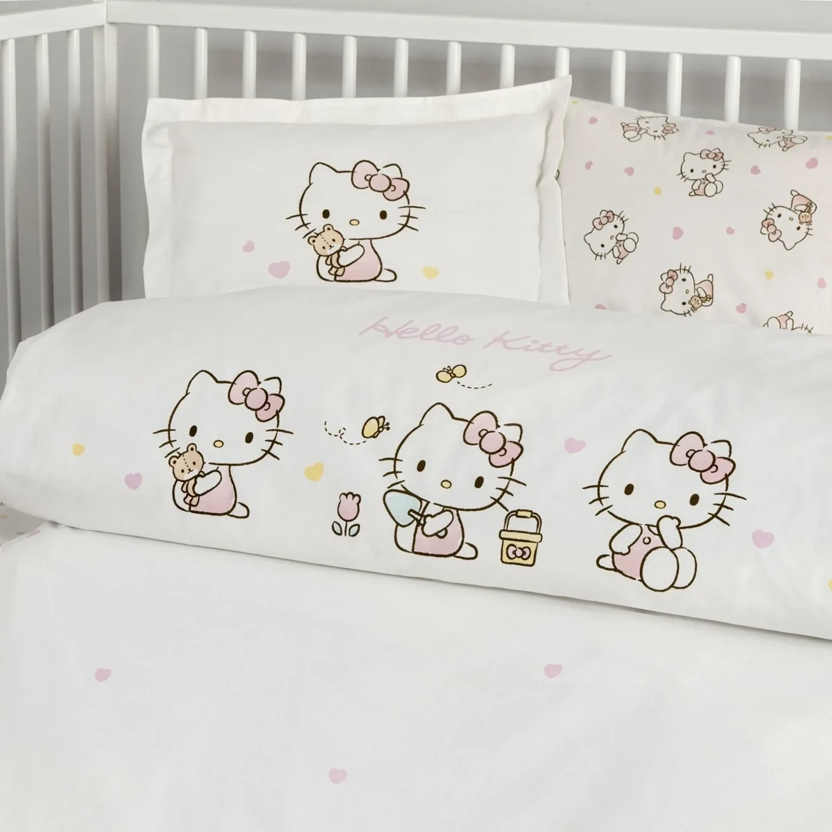 TAC Hello Kitty Cool Babyბამბის ჩვილის თეთრეულის ნაკრები 100x150+120x180+34x45 (2ც)